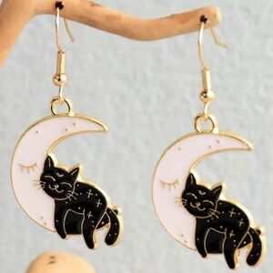 3/$10 Moon & Black Cat Design Dangle Pierced Earring NEW white & black gold tone